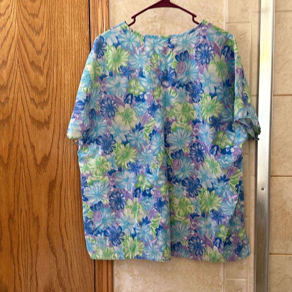 Floral print - Picture 2 of 2